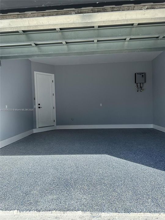 Active With Contract: $4,500 (4 beds, 2 baths, 2012 Square Feet)