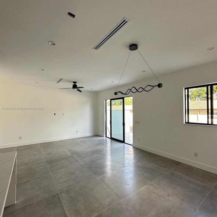 Active With Contract: $4,500 (4 beds, 2 baths, 2012 Square Feet)