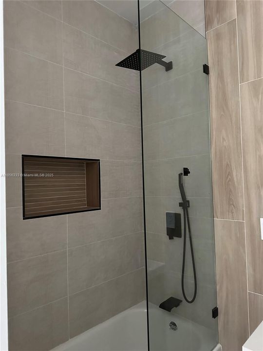 Active With Contract: $4,500 (4 beds, 2 baths, 2012 Square Feet)