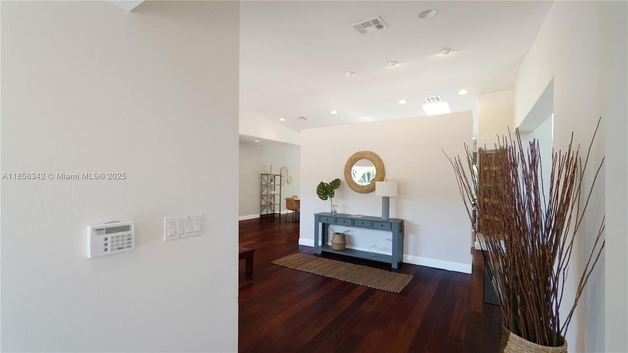 For Sale: $3,895,000 (4 beds, 3 baths, 3403 Square Feet)