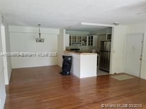 Active With Contract: $160,000 (2 beds, 2 baths, 1019 Square Feet)