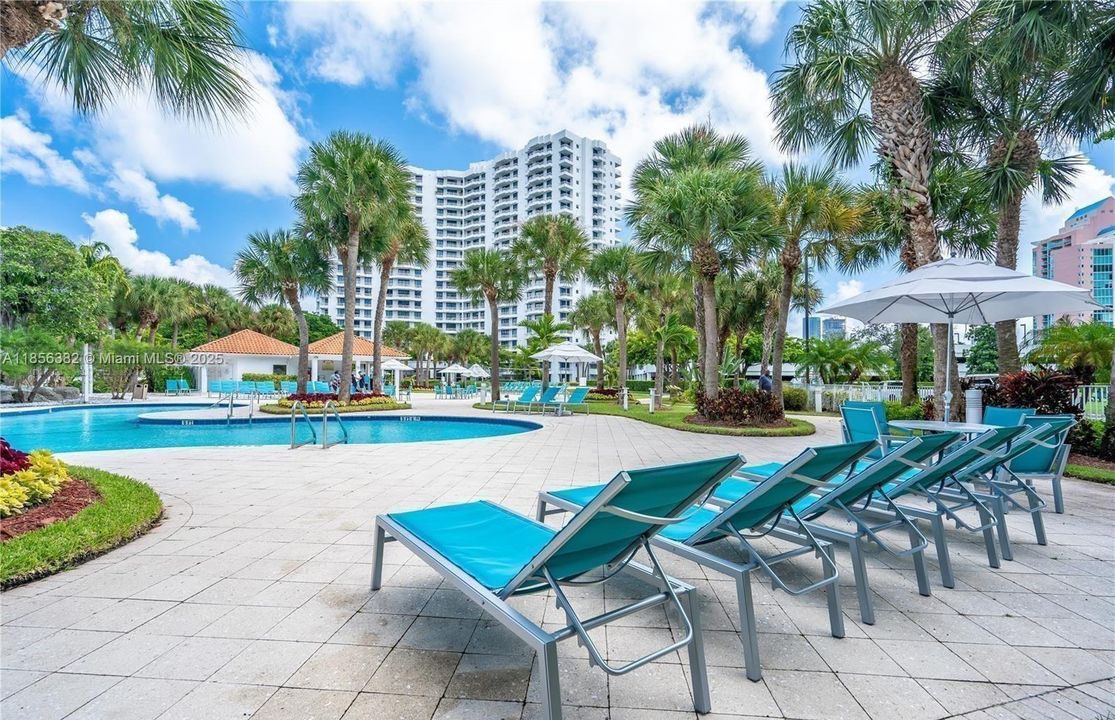 待售: $570,000 (2 贝兹, 2 浴室, 1134 平方英尺)