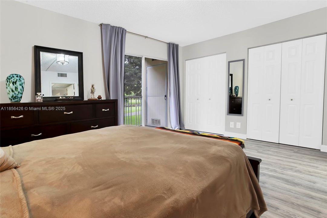 Large Bedroom w/Double Closets