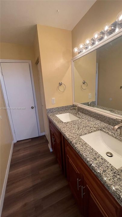 Active With Contract: $3,300 (3 beds, 2 baths, 1702 Square Feet)