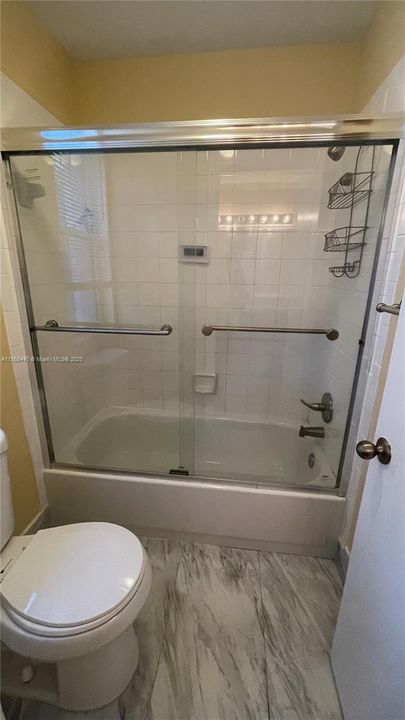 Active With Contract: $3,300 (3 beds, 2 baths, 1702 Square Feet)
