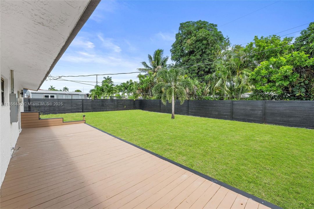 На продажу: $635,000 (3 спален, 2 ванн, 1278 Квадратных фут)