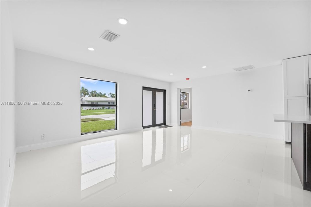 На продажу: $635,000 (3 спален, 2 ванн, 1278 Квадратных фут)