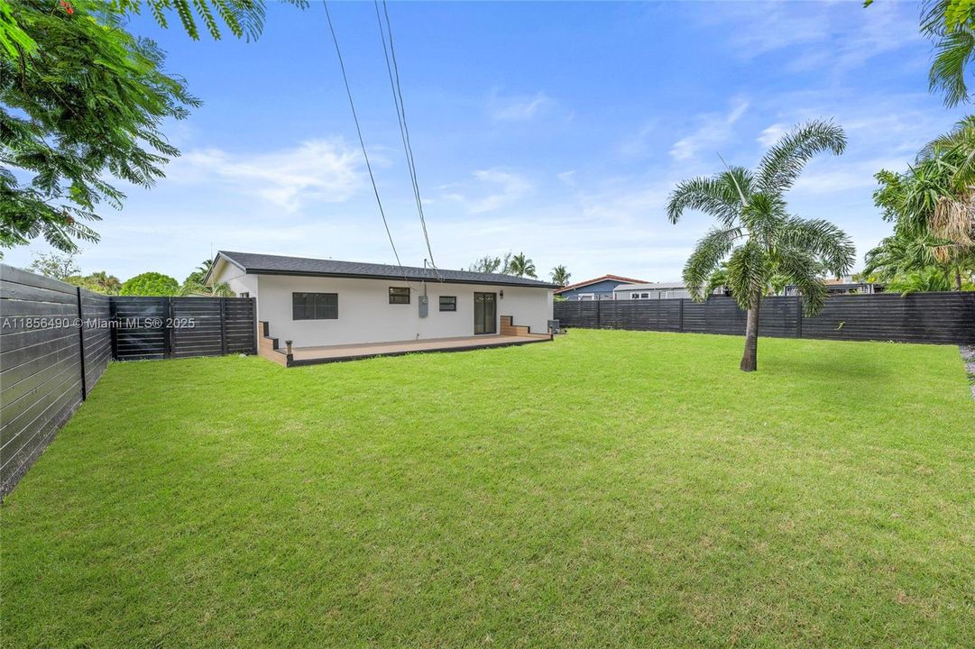 На продажу: $635,000 (3 спален, 2 ванн, 1278 Квадратных фут)