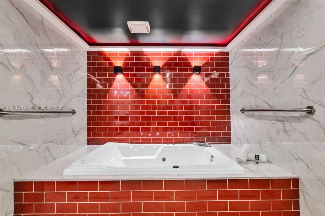 待售: $4,500,000 (0 贝兹, 0 浴室, 0 平方英尺)