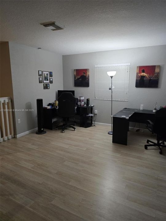 На продажу: $443,000 (3 спален, 2 ванн, 2799 Квадратных фут)