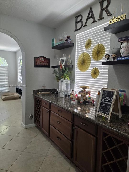 На продажу: $443,000 (3 спален, 2 ванн, 2799 Квадратных фут)