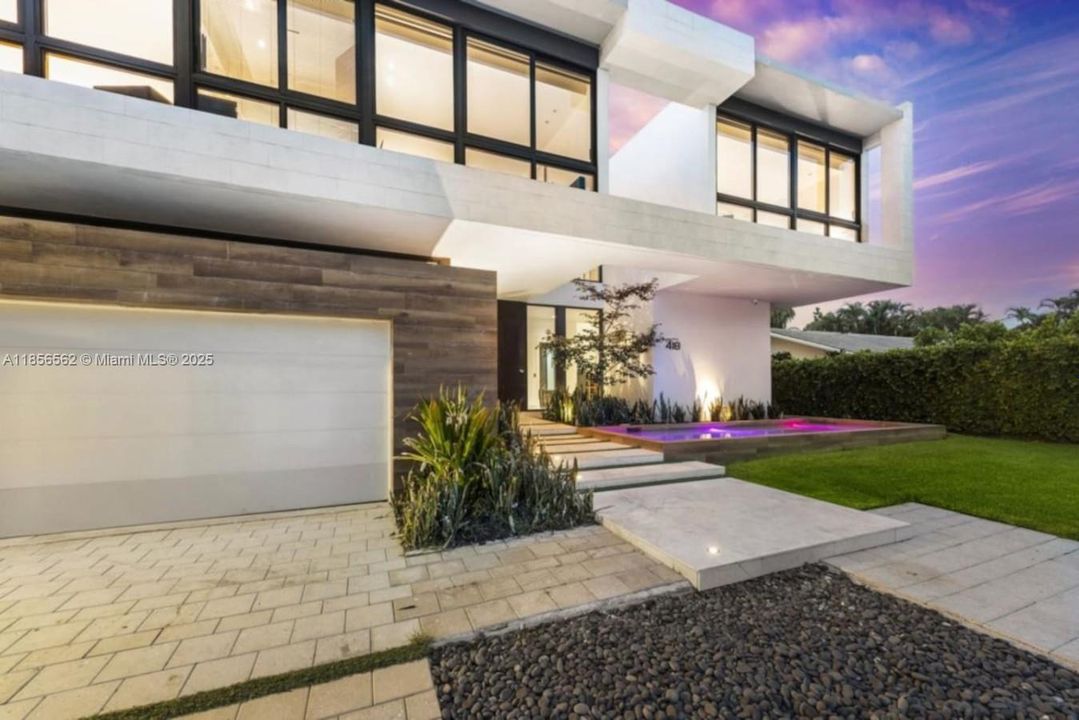 En Renta: $55,000 (6 camas, 6 baños, 5793 Pies cuadrados)