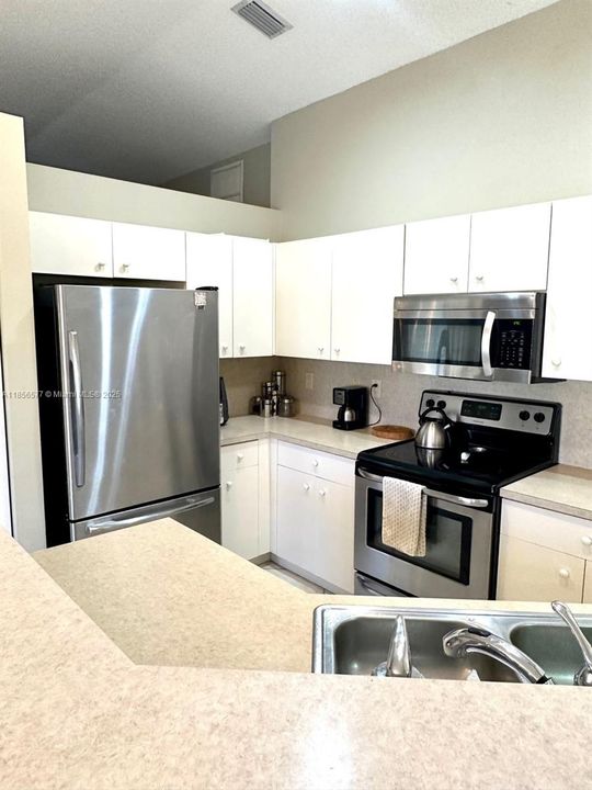 Active With Contract: $620,000 (3 beds, 2 baths, 1347 Square Feet)