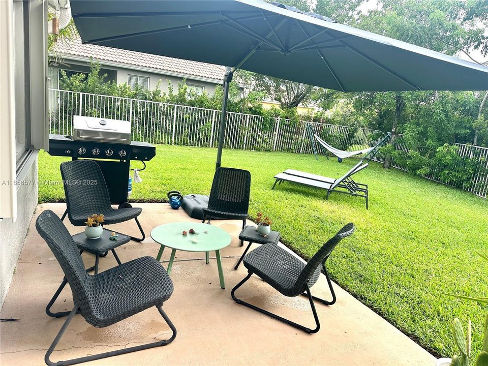 Active With Contract: $620,000 (3 beds, 2 baths, 1347 Square Feet)