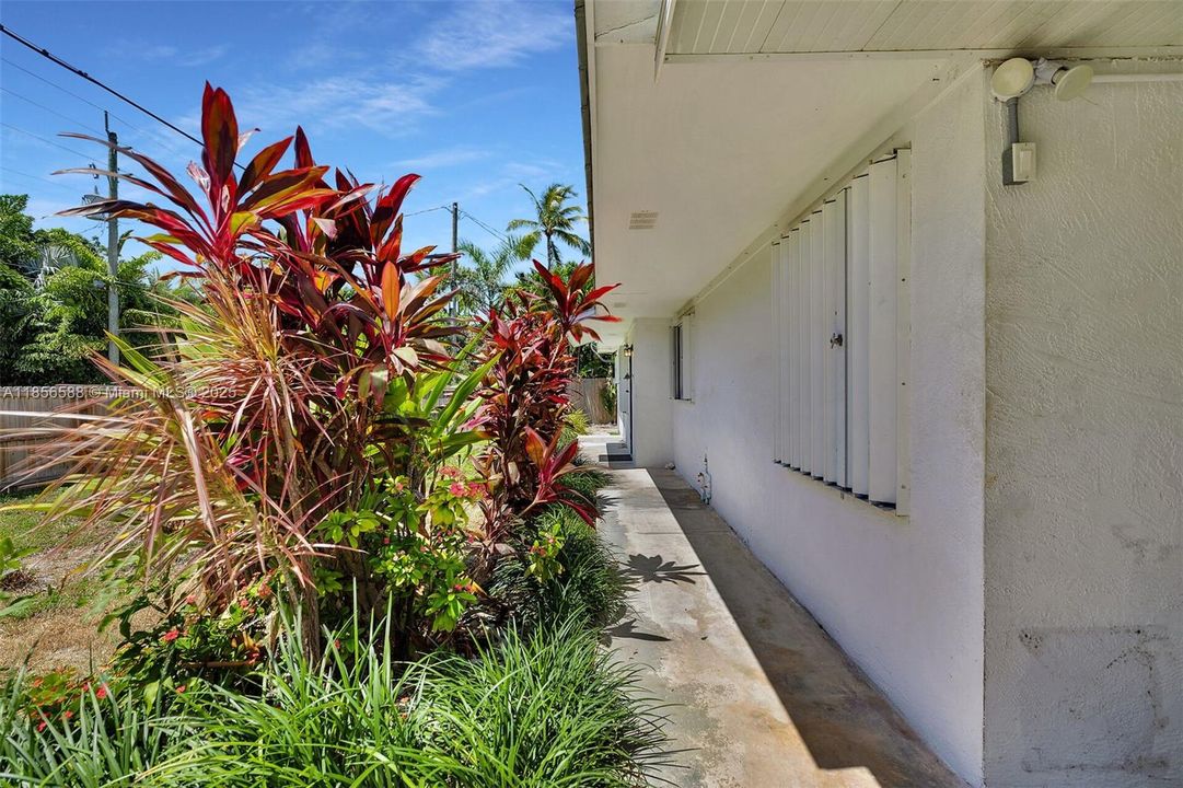 Недавно продано: $719,000 (2 спален, 2 ванн, 1224 Квадратных фут)