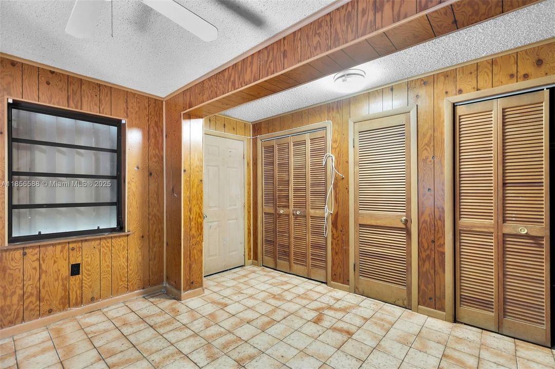 Недавно продано: $719,000 (2 спален, 2 ванн, 1224 Квадратных фут)