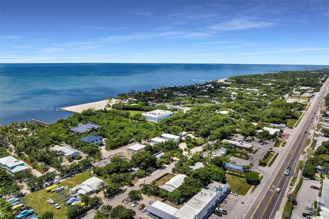 Недавно продано: $719,000 (2 спален, 2 ванн, 1224 Квадратных фут)