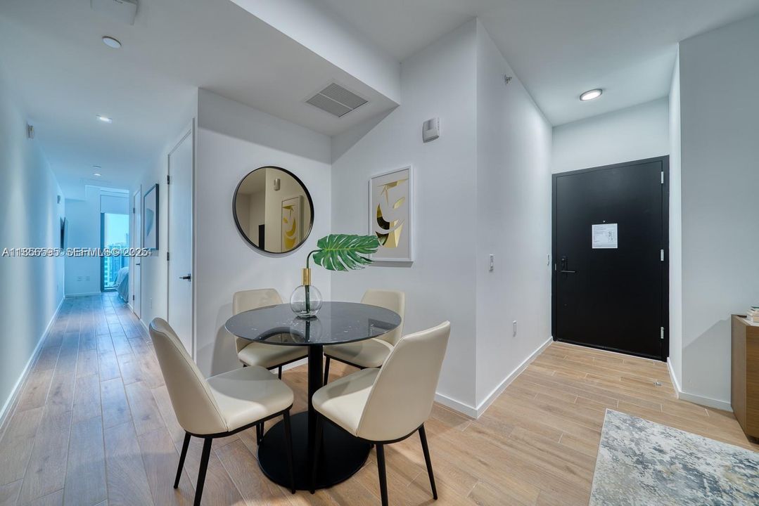 На продажу: $695,000 (1 спален, 1 ванн, 560 Квадратных фут)