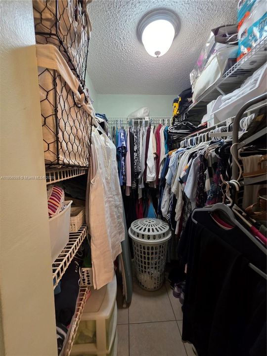 For Sale: $330,000 (2 beds, 2 baths, 1332 Square Feet)