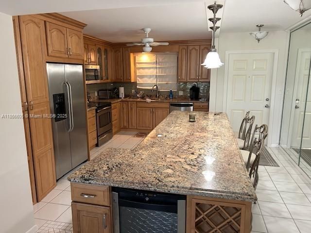 En Venta: $349,900 (2 camas, 2 baños, 1250 Pies cuadrados)