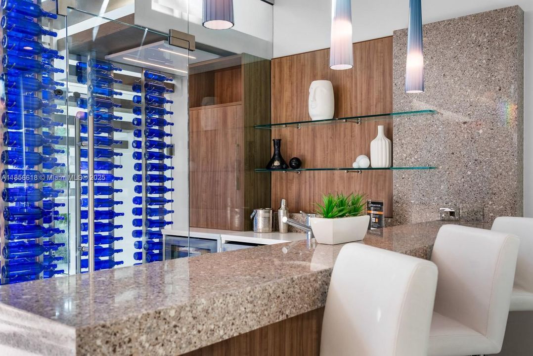 For Rent: $50,000 (5 beds, 5 baths, 6058 Square Feet)