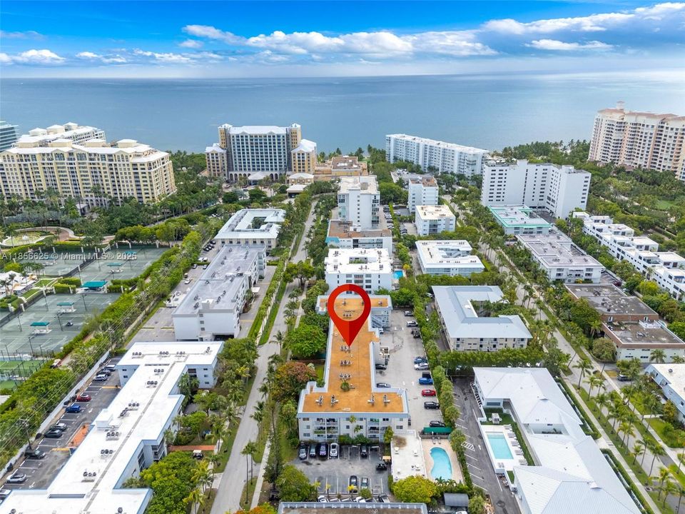 待售: $499,000 (1 贝兹, 1 浴室, 725 平方英尺)