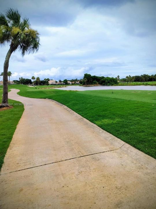 En Renta: $10,500 (3 camas, 3 baños, 2025 Pies cuadrados)