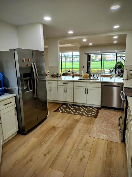 En Renta: $10,500 (3 camas, 3 baños, 2025 Pies cuadrados)