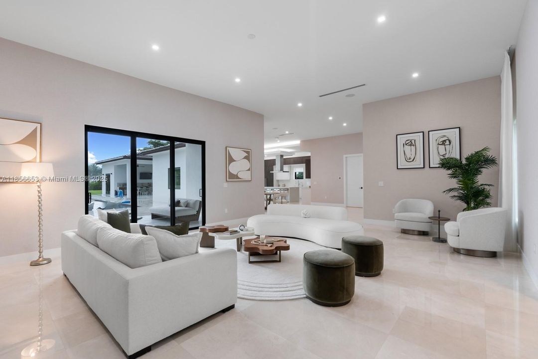 For Sale: $4,700,000 (6 beds, 5 baths, 4806 Square Feet)