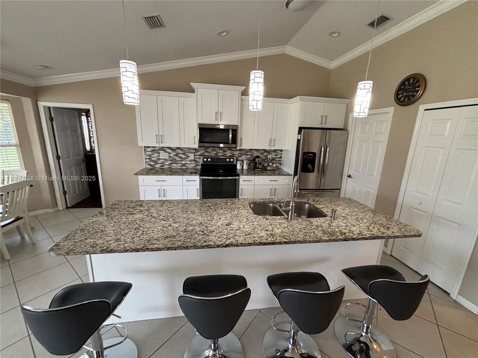 For Sale: $339,900 (3 beds, 2 baths, 0 Square Feet)