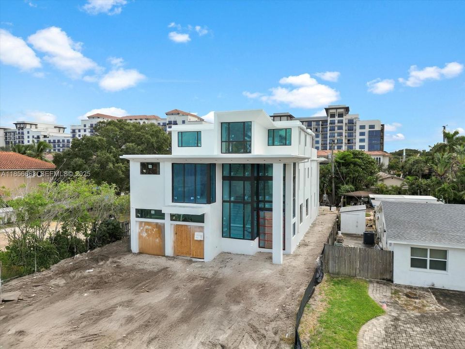 На продажу: $6,450,000 (5 спален, 6 ванн, 5969 Квадратных фут)