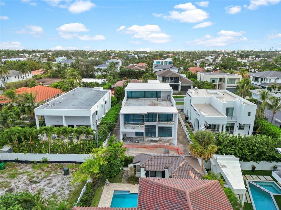 На продажу: $6,450,000 (5 спален, 6 ванн, 5969 Квадратных фут)