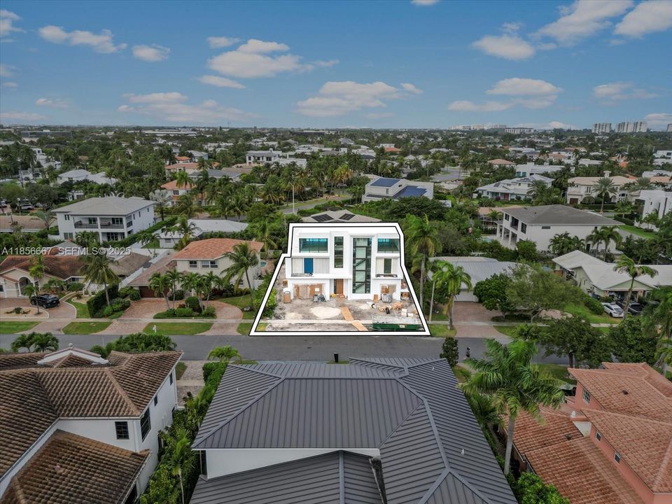 На продажу: $6,850,000 (5 спален, 5 ванн, 6520 Квадратных фут)