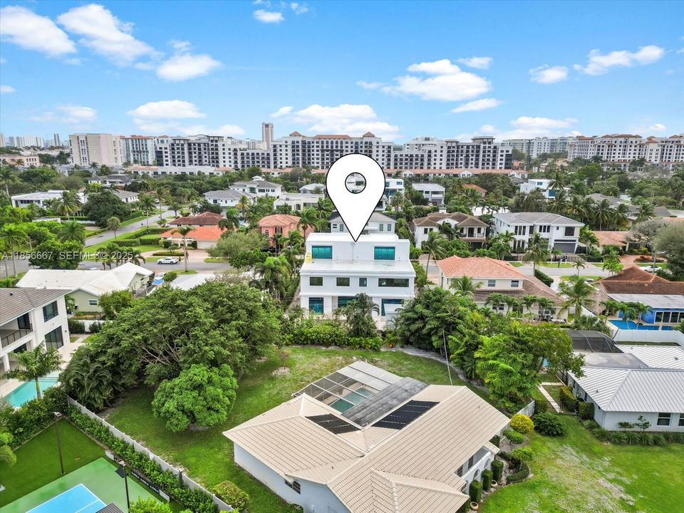 На продажу: $6,850,000 (5 спален, 5 ванн, 6520 Квадратных фут)