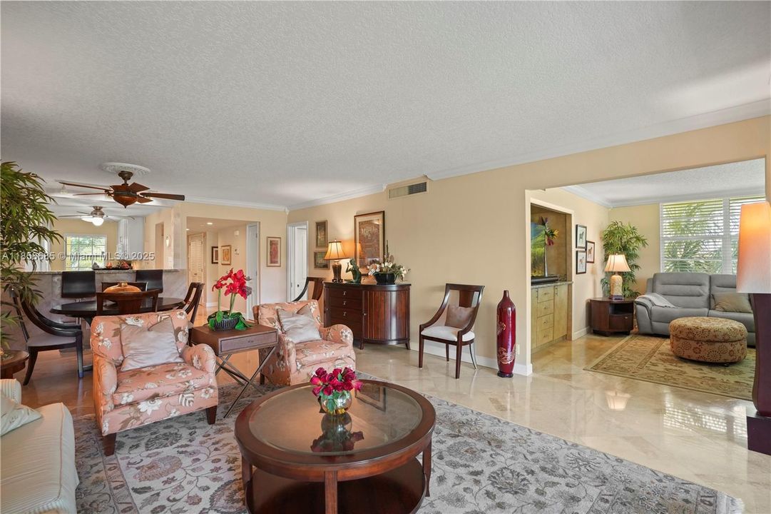 Recently Sold: $299,000 (3 beds, 2 baths, 1444 Square Feet)