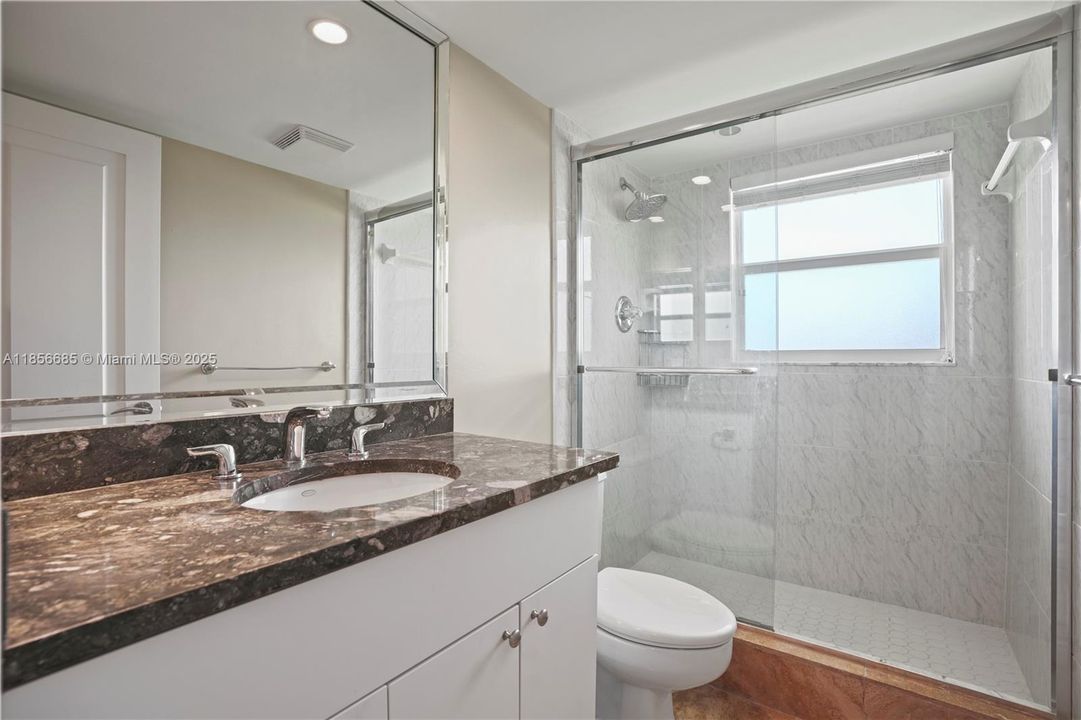 Recently Sold: $299,000 (3 beds, 2 baths, 1444 Square Feet)