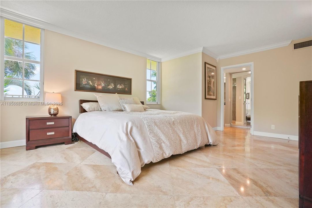 Recently Sold: $299,000 (3 beds, 2 baths, 1444 Square Feet)