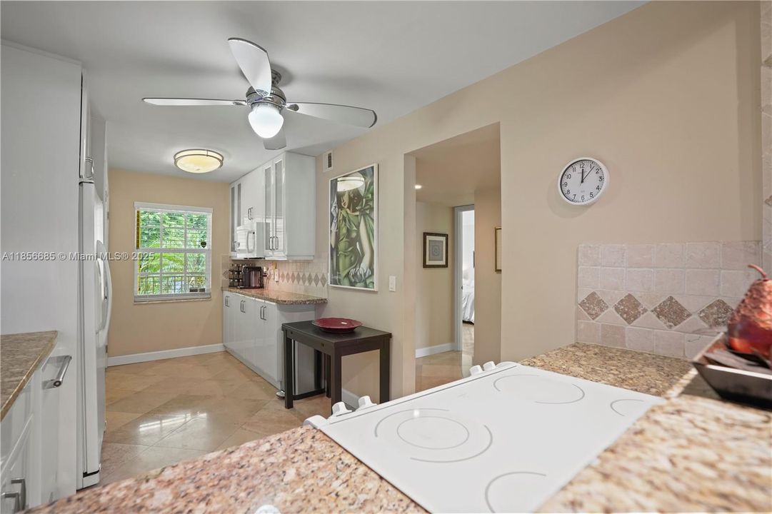 Recently Sold: $299,000 (3 beds, 2 baths, 1444 Square Feet)