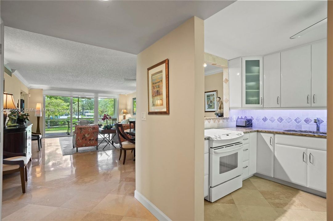 Recently Sold: $299,000 (3 beds, 2 baths, 1444 Square Feet)