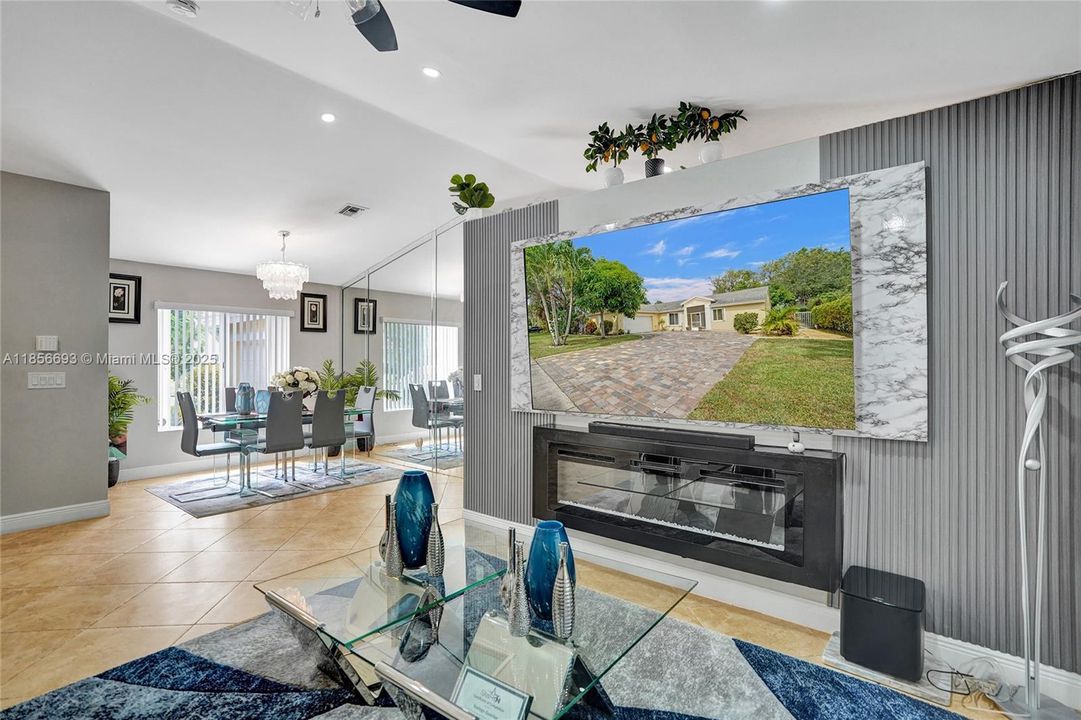 最近售出: $545,000 (3 贝兹, 2 浴室, 1378 平方英尺)