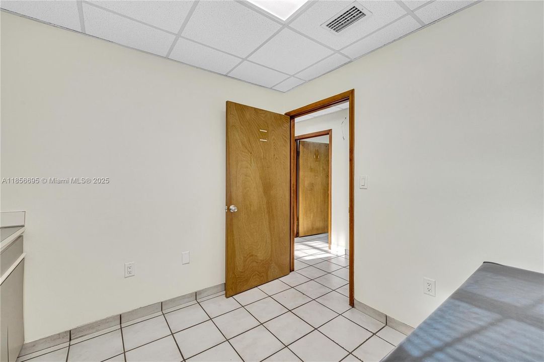 Недавно арендовано: $40 (0 спален, 0 ванн, 0 Квадратных фут)