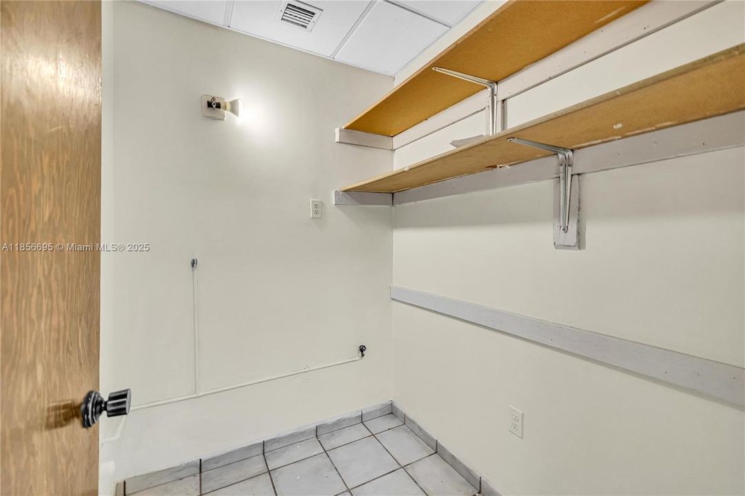 Недавно арендовано: $40 (0 спален, 0 ванн, 0 Квадратных фут)