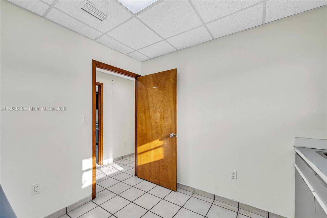 Недавно арендовано: $40 (0 спален, 0 ванн, 0 Квадратных фут)