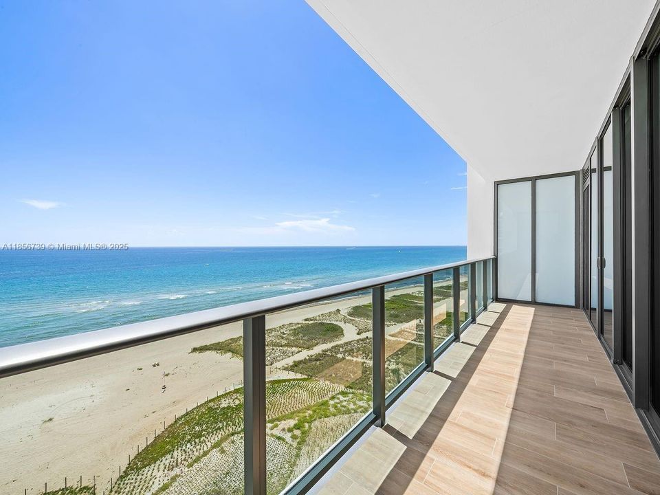 待售: $2,999,000 (3 贝兹, 3 浴室, 2500 平方英尺)