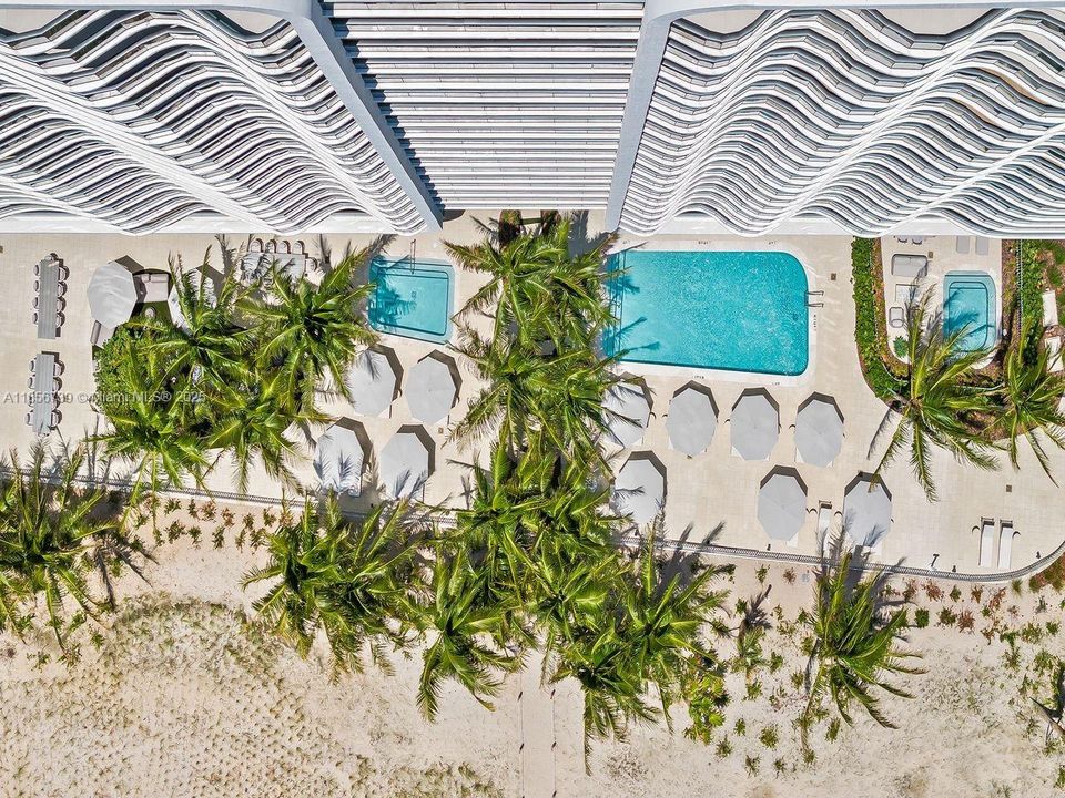 待售: $2,999,000 (3 贝兹, 3 浴室, 2500 平方英尺)