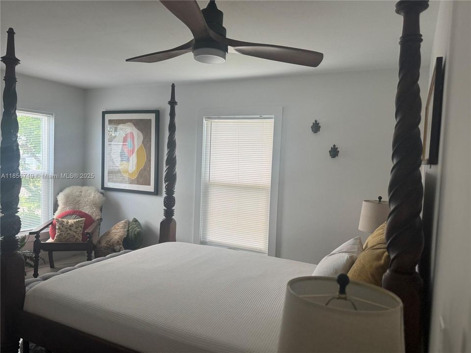 For Sale: $790,000 (3 beds, 2 baths, 1394 Square Feet)