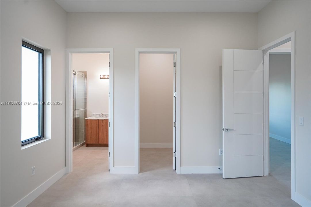 En Venta: $1,850,000 (5 camas, 6 baños, 4000 Pies cuadrados)