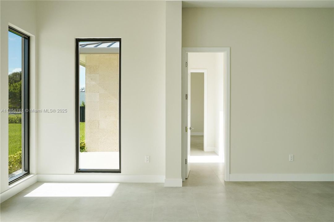 En Venta: $1,850,000 (5 camas, 6 baños, 4000 Pies cuadrados)