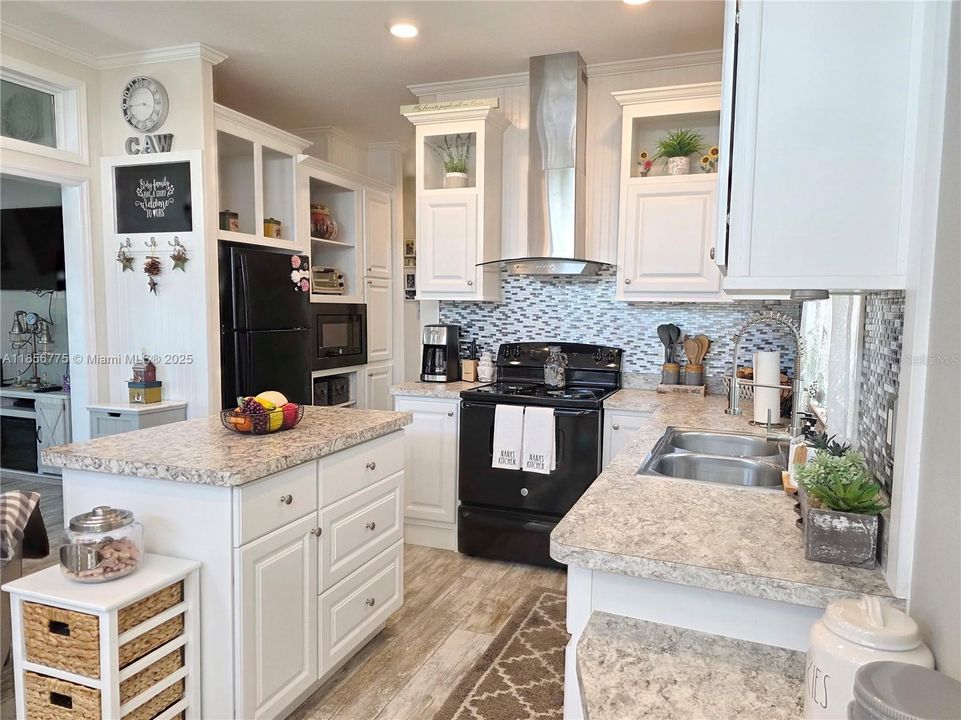 待售: $159,000 (1 贝兹, 1 浴室, 483 平方英尺)