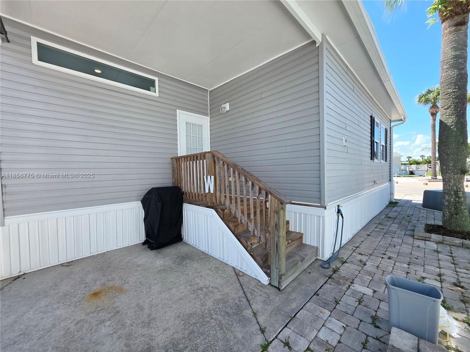 待售: $159,000 (1 贝兹, 1 浴室, 483 平方英尺)